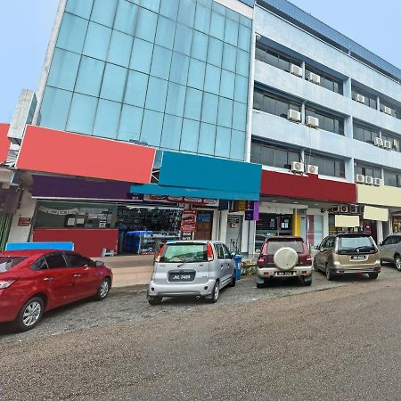 Oyo 90544 M&H Hotel Pengerang Bagian luar foto