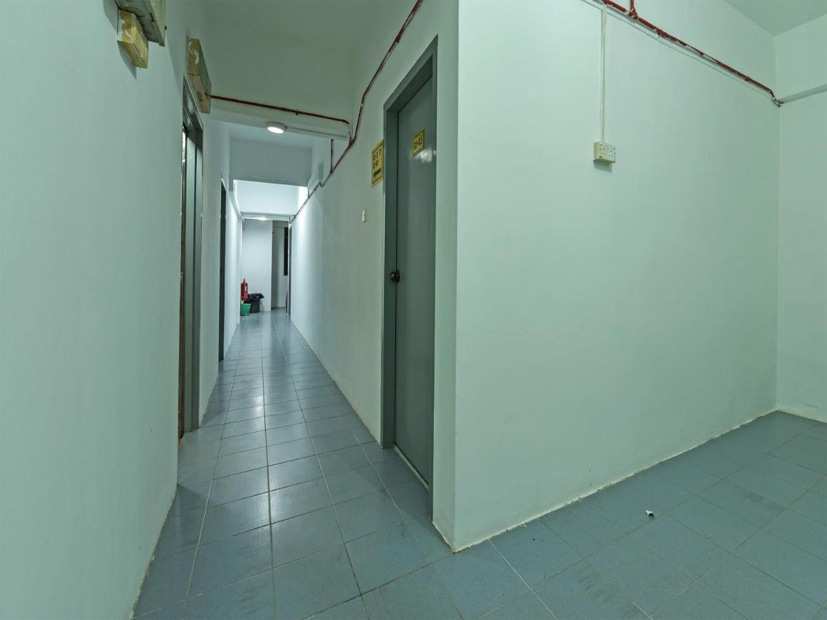 Oyo 90544 M&H Hotel Pengerang Bagian luar foto