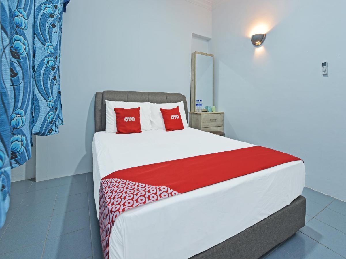 Oyo 90544 M&H Hotel Pengerang Bagian luar foto
